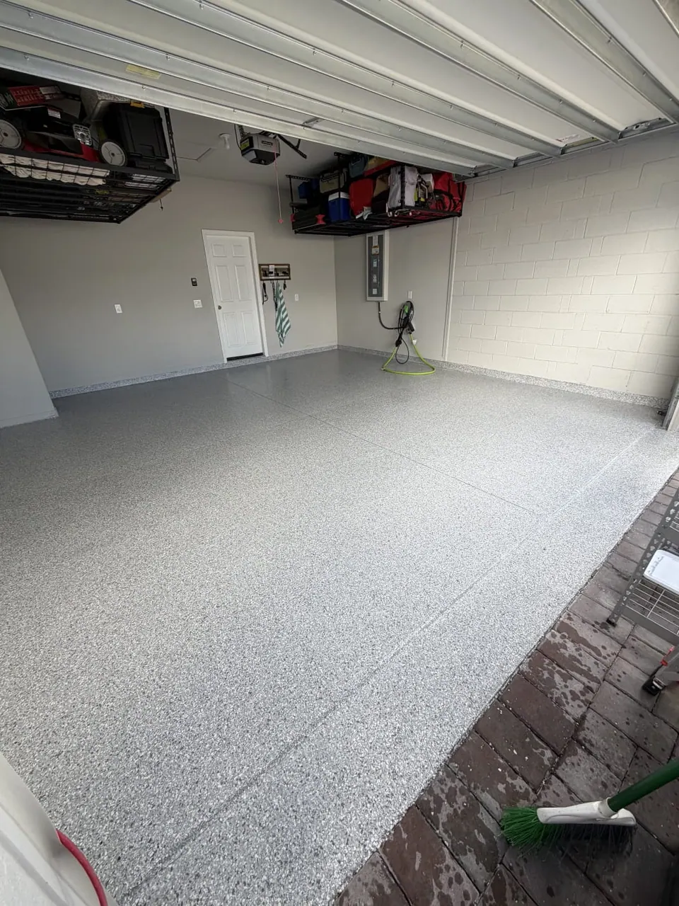 Gray Flake Garage Floor Overhead Storage